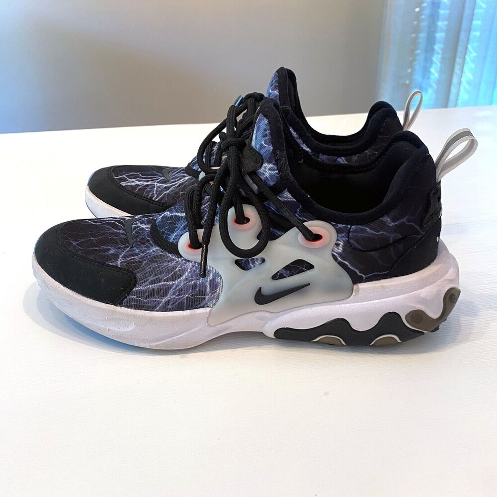 Nike React Presto Lightning GS Trouble At Home Boys Girls BQ4002-008 US‎ Size 7Y